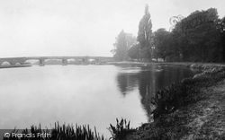 Bridge 1893, Walton-on-Thames