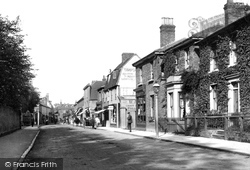 Walton-on-Thames, High Street 1903
