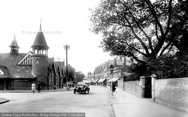 Photo of Walton On Thames, High Street 1923