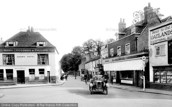 Photo of Walton On Thames, High Street 1923
