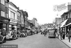 High Street c.1955, Walton-on-Thames