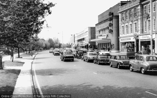 Photo of Walton On Thames, New Zealand Avenue c.1965