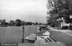 River From The Anglers Hotel c.1955, Walton-on-Thames