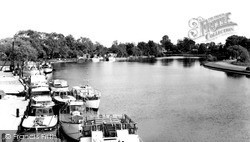 The River c.1960, Walton-on-Thames