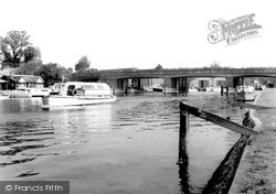 The River c.1965, Walton-on-Thames