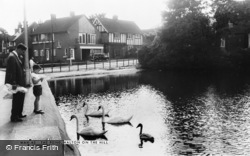 The Pond c.1955, Walton On The Hill