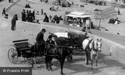 Walton-on-The-Naze, Carriage Drivers, Shore Road 1900, Walton-on-The-Naze