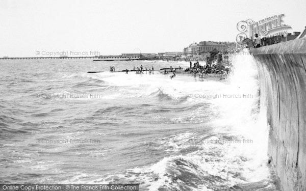 Photo of Walton On The Naze, Princes Esplanade c.1955