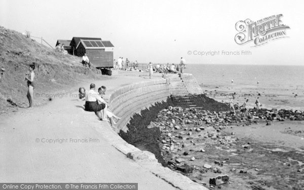 Photo of Walton On The Naze, The Promenade c.1950
