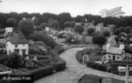 Gardens c.1960, Wannock