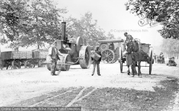 Photo of Wanstead, Workmen And Steam Roller In George Lane c.1910