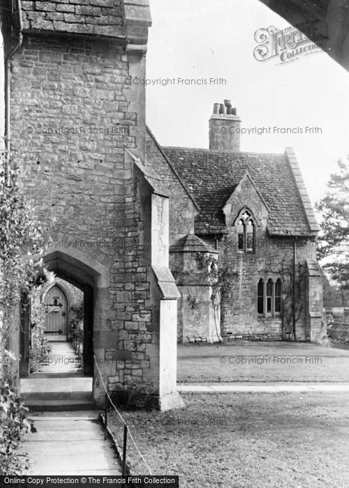 Photo of Wantage, King Alfred's School c.1939
