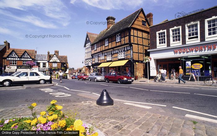Photo of Wantage, Town Hall And Woolworth's Store c.1998