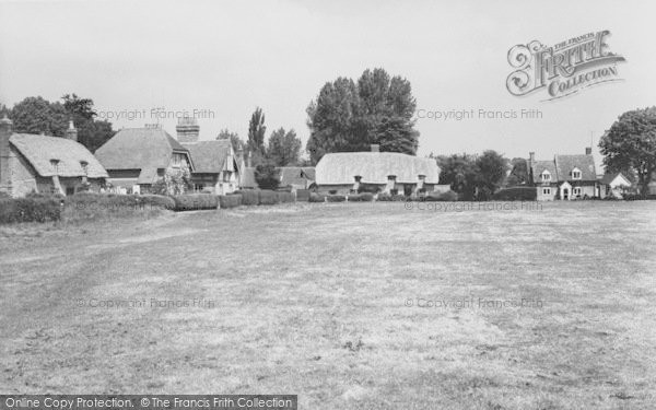 Photo of Warborough, The Green c.1960