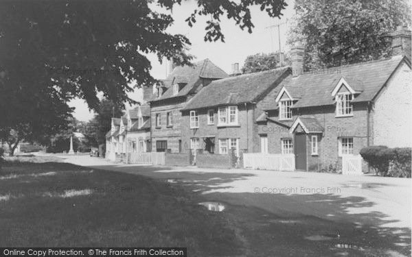 Photo of Warborough, The Village c.1960