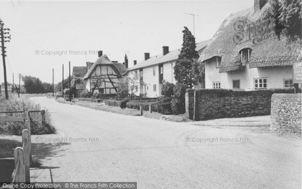 Photo of Warborough, The Village c.1960