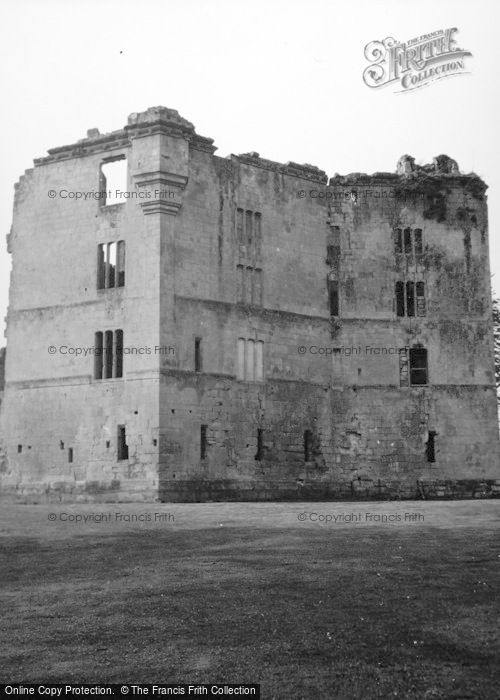 Photo of Wardour Castle, 1952