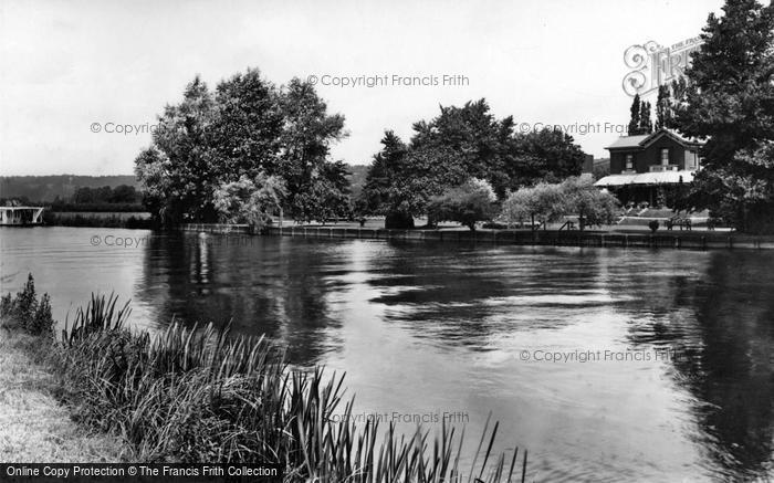 Photo of Wargrave, 1890
