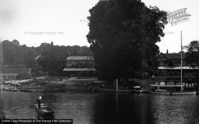 Photo of Wargrave, Ferry At The George & Dragon c.1900