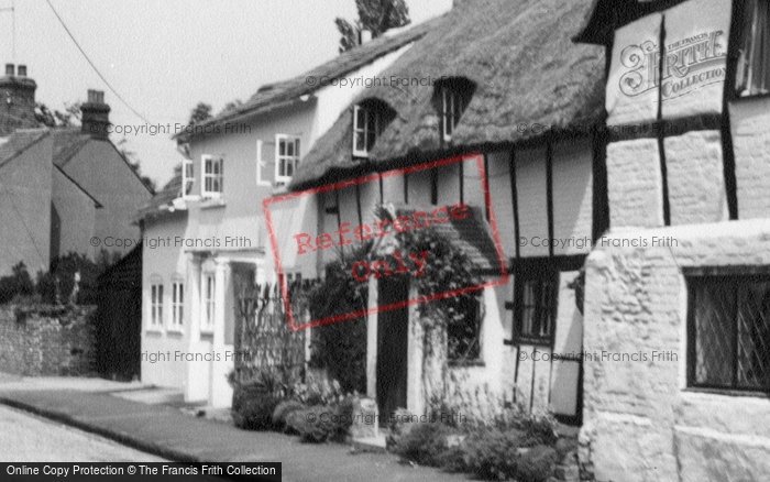 Photo of Wargrave, Old Cottages c.1960
