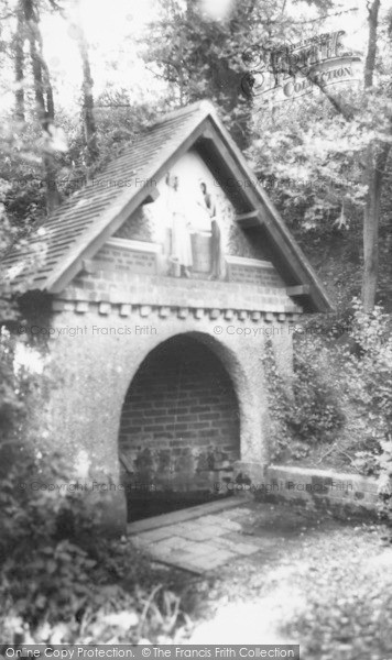 Photo of Wargrave, Rebekah's Well, Crazies Hill c.1960