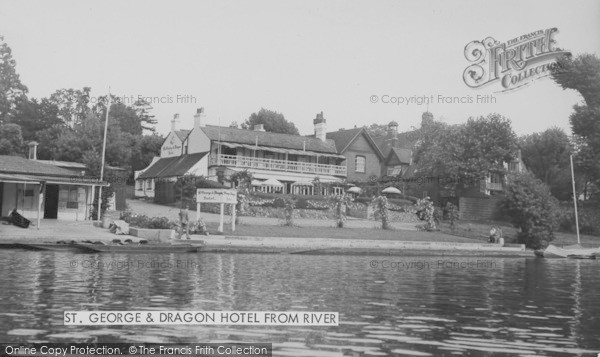 Photo of Wargrave, St George And Dragon Hotel From River c.1960