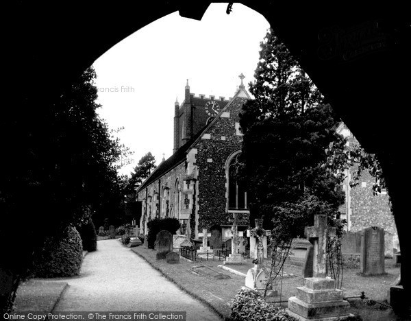 Photo of Wargrave, St Mary's Church c.1960