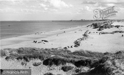 The Beach c.1960, Warkworth