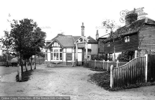 Photo of Warlingham, The Leather Bottle 1903