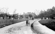 The Village 1903, Warlingham