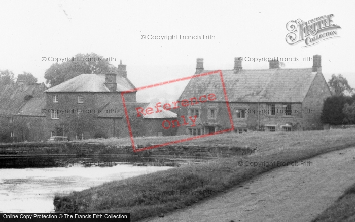 Photo of Warmington, Cottages By The Pond c.1965