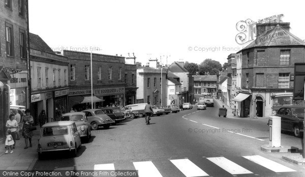 Photo of Warminster, High Street c.1965