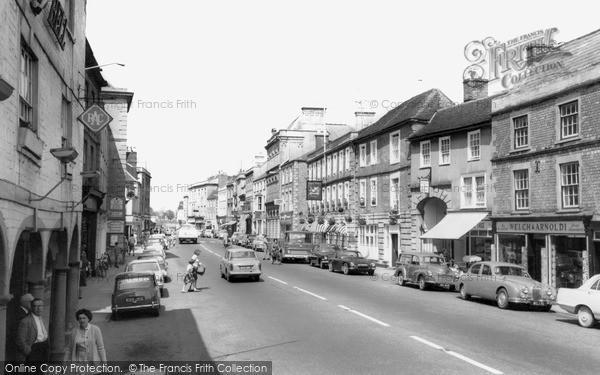Photo of Warminster, Market Place c.1965