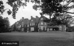 Mayes Park 1935, Warnham