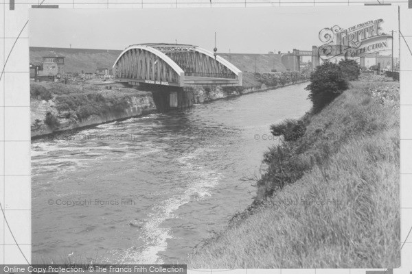 Photo of Warrington, Knutsford Road Bridge c.1950