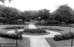 Queen's Gardens c.1955, Warrington