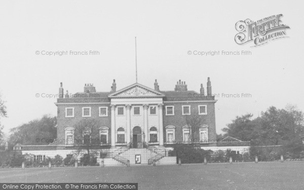 Photo of Warrington, The Town Hall c.1950