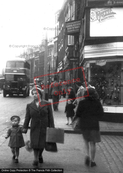 Photo of Warrington, Town Centre c.1950