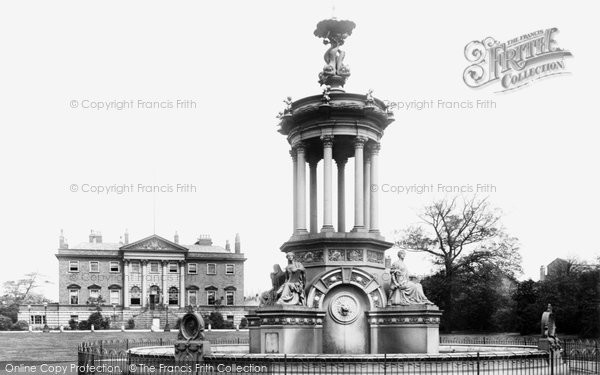 Photo of Warrington, Town Hall And Fountain 1901