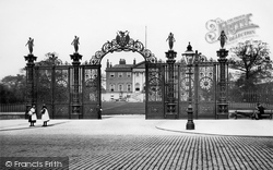 Town Hall, New Gates 1895, Warrington
