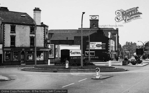 Photo of Warrington, Winwick Road c.1965