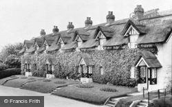 The Cottages c.1955, Warter