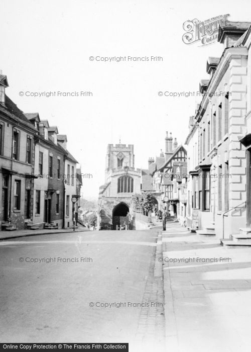 Photo of Warwick, c.1939