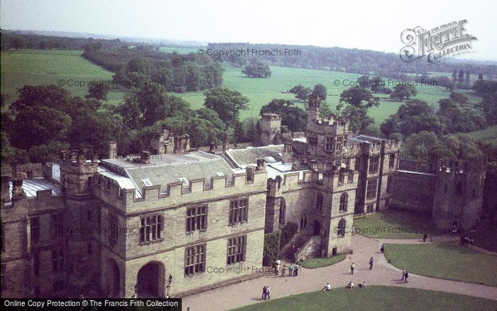 Photo of Warwick, Castle, Courtyard 1979