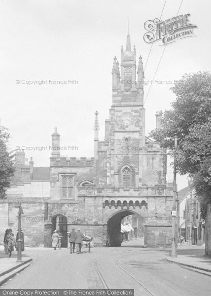 Photo of Warwick, East Gate 1922