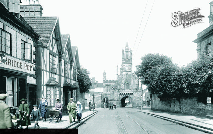 Photo of Warwick, East Gate 1922