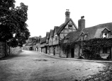 Mill Street 1922, Warwick