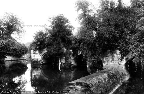 Photo of Warwick, Old Bridge 1892