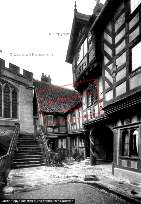 Photo of Warwick, The Lord Leycester Hospital 1922