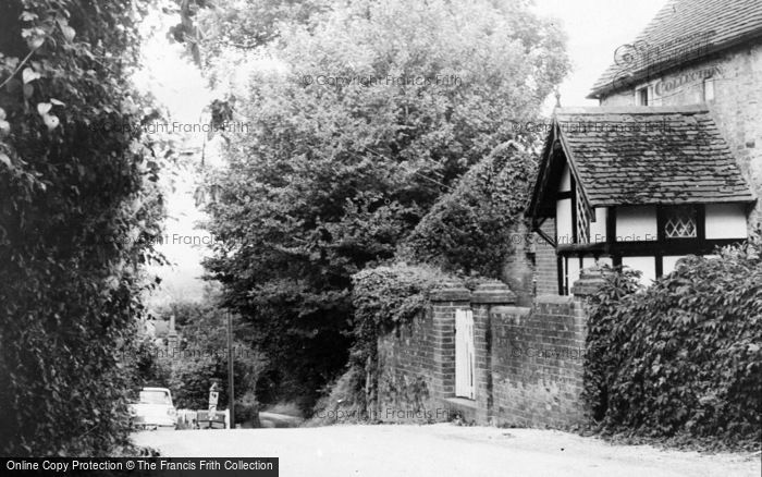 Photo of Washington, School Hill c.1960